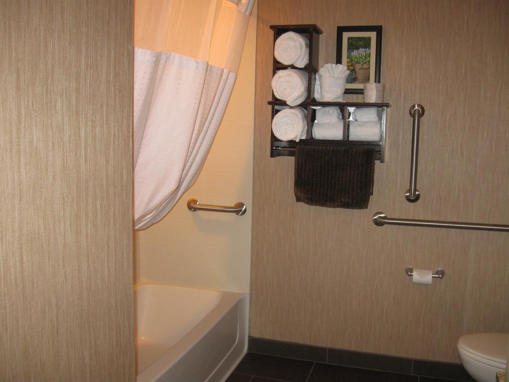 Little Missouri Inn & Suites New Town Zimmer foto