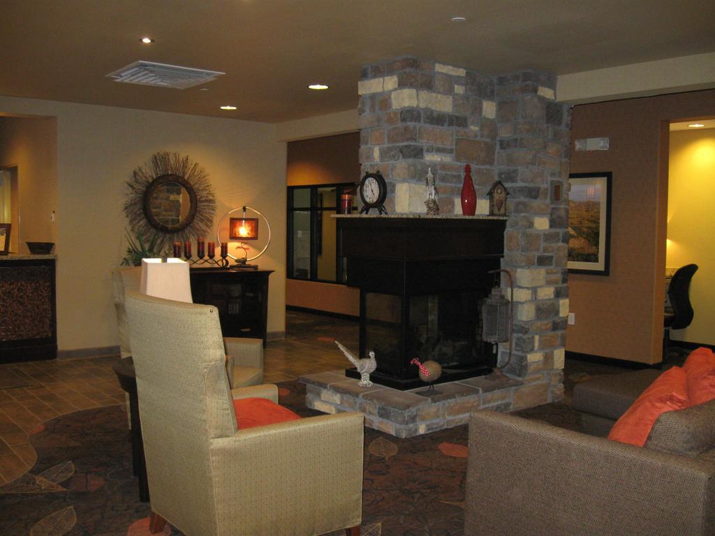 Little Missouri Inn & Suites New Town Exterior foto