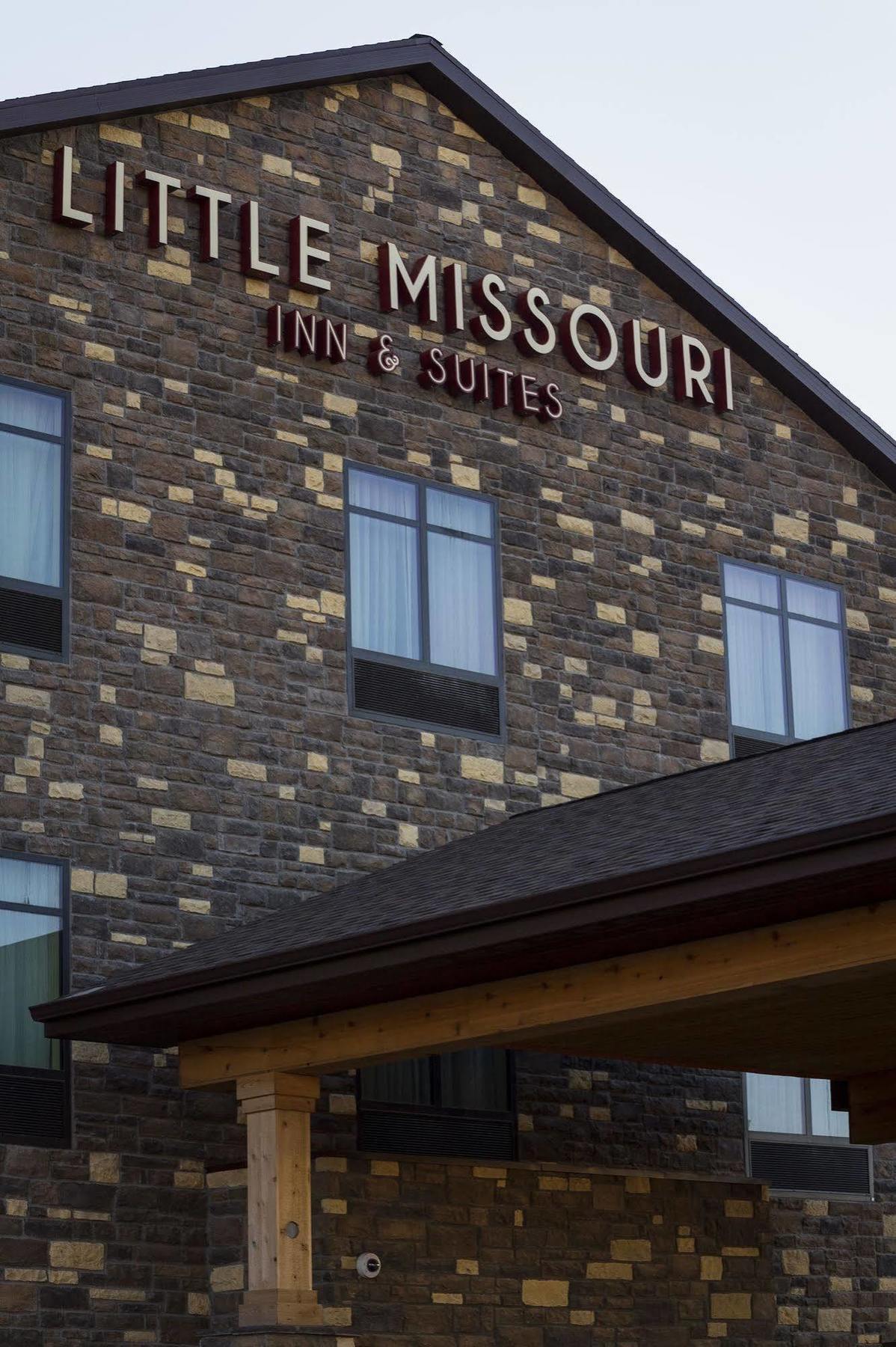 Little Missouri Inn & Suites New Town Exterior foto